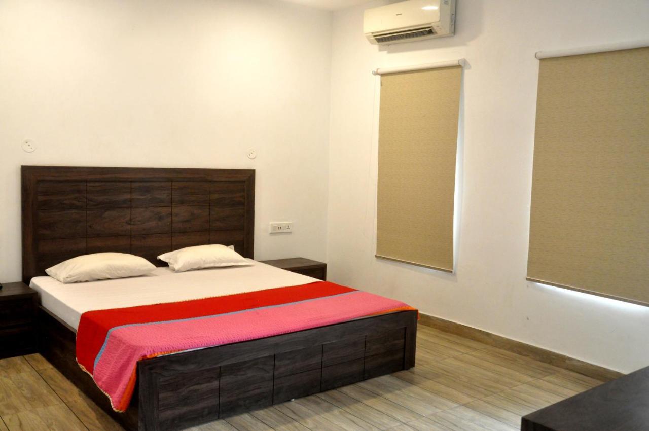 Grand Hotel Amritsar Eksteriør bilde